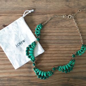 🔹 J.Crew Green Statement Necklace
